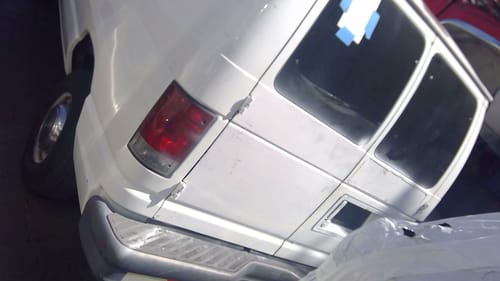 2005 Ford E-250