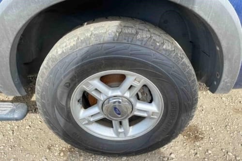 2004 Ford Explorer