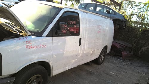 2006 GMC Expr15