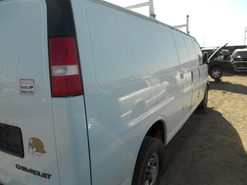 2004 GMC Expr35