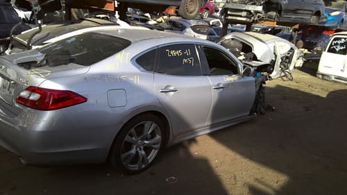 2011 Infiniti M37