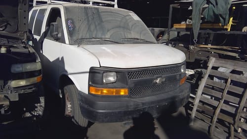 2010 GMC Expr25