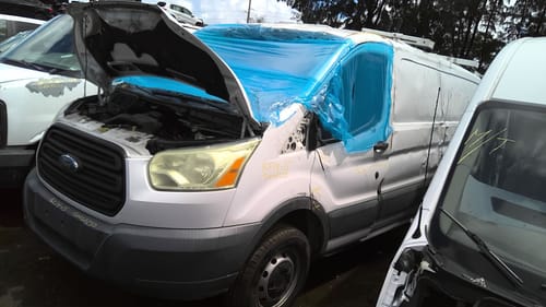 2015 Ford Tra250