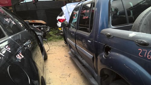 2004 Ford Explorer