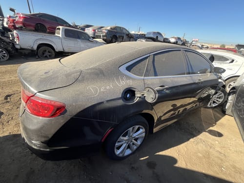 2016 Chrysler 200