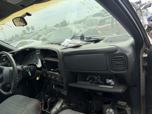1999 GMC S10s15