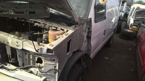 2002 Ford E-250