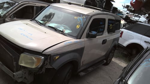 2005 Honda Element