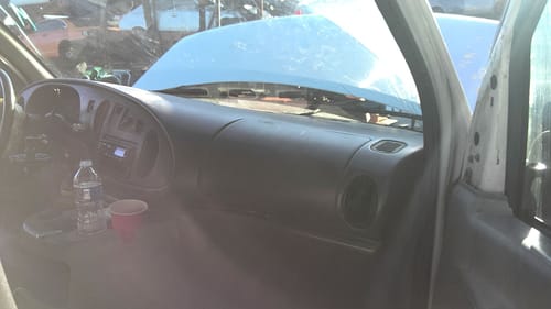 2000 Ford E-250