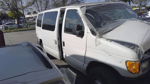 2003 Ford E-350