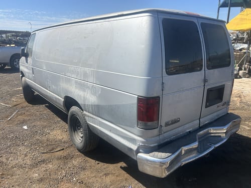 2009 Ford E-350