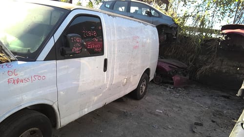 2006 GMC Expr15