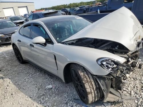 2017 Porsche Panamera