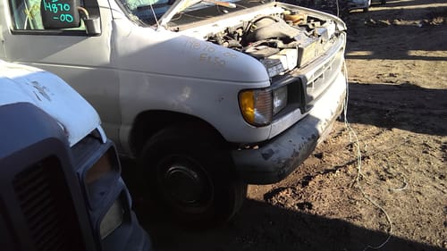 2000 Ford E-250