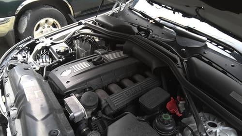 2010 BMW B528i
