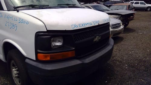 2006 GMC Expr35