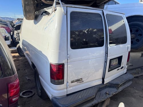2012 Ford E-150