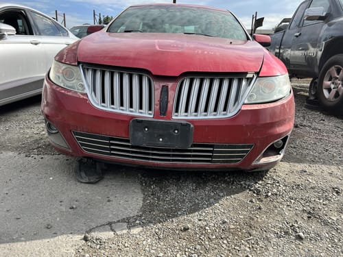 2011 Lincoln Mks