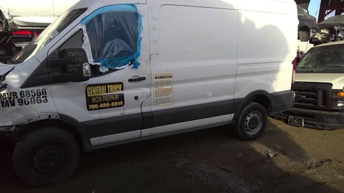 2015 Ford Tra250