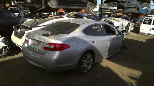 2011 Infiniti M37