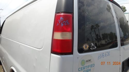 2006 GMC Expr15