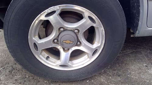 2001 Chevrolet Tracker