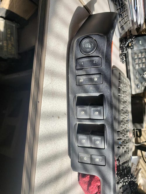 2016 GMC Silv25