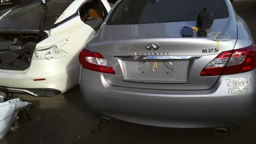 2011 Infiniti M37