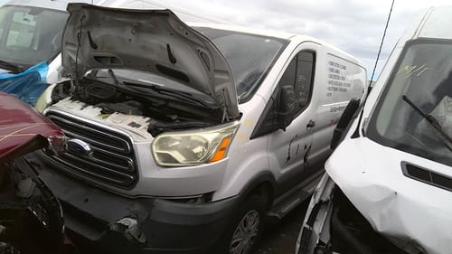 2016 Ford Tra250