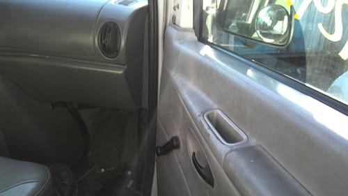 2000 Ford E-250