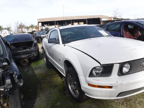 2006 Ford Mustang