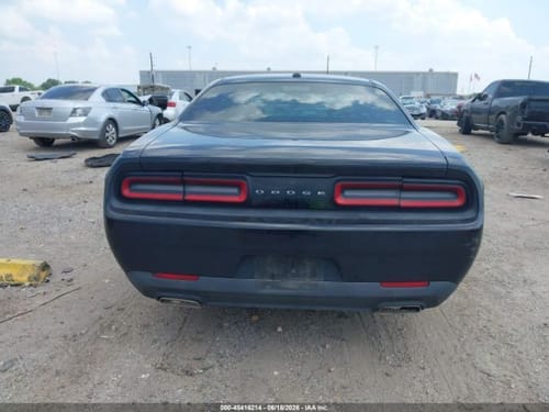 2016 Chrysler Challenger
