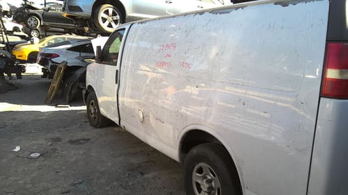 2006 GMC Expr15