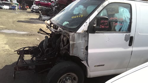 2005 GMC Expr25