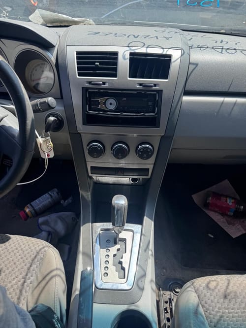 2008 Chrysler Avenger
