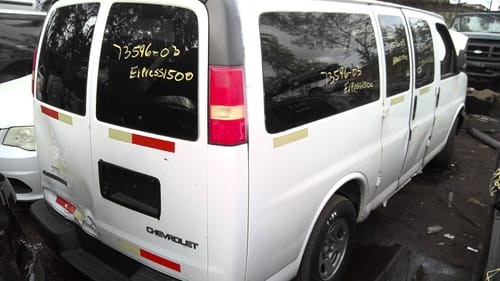 2003 GMC Expr15