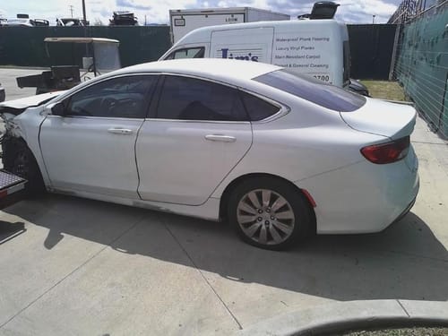 2015 Chrysler 200
