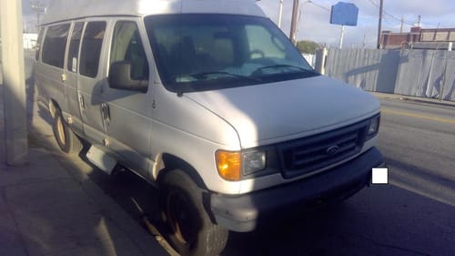 2006 Ford E-250