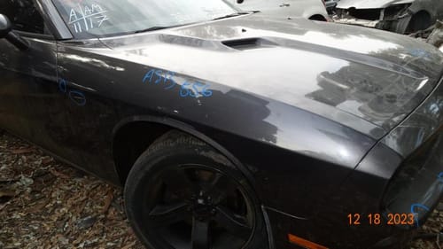 2014 Chrysler Challenger