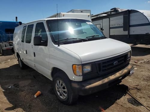 2004 Ford E-150