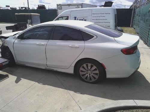 2015 Chrysler 200