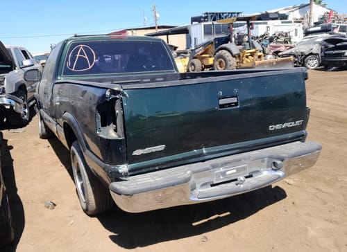 2003 GMC S10s15