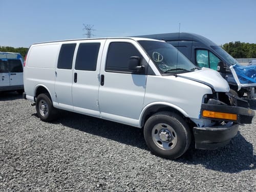 2023 GMC Expr25