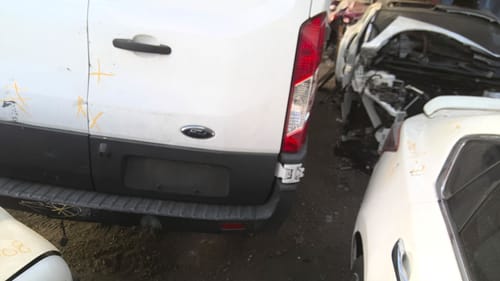 2015 Ford Tra250