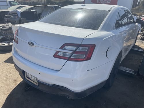 2015 Ford Taurus