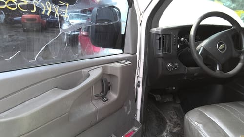 2014 GMC Expr25