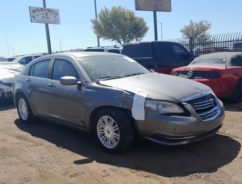 2013 Chrysler 200