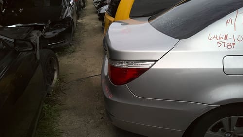 2010 BMW B528i