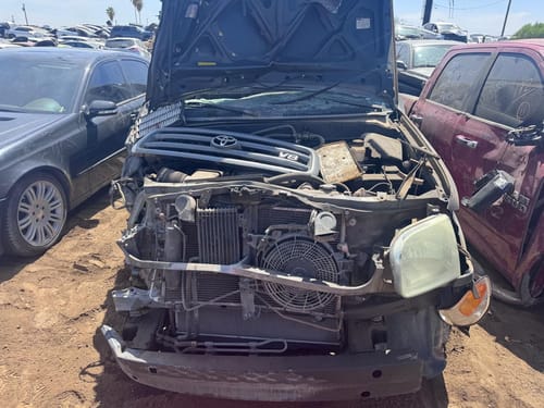 2004 Toyota Sequoia