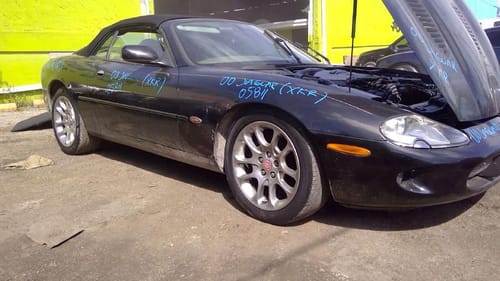 2000 Jaguar Xk8
